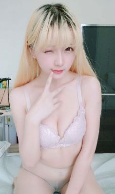 我和闺蜜在公车被cao污文