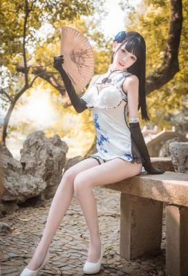 年轻的妈妈二
