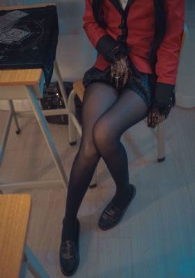摸丰满大乳奶水在线播放