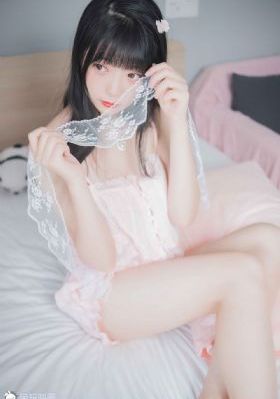 隔着超薄肉色丝袜进入97
