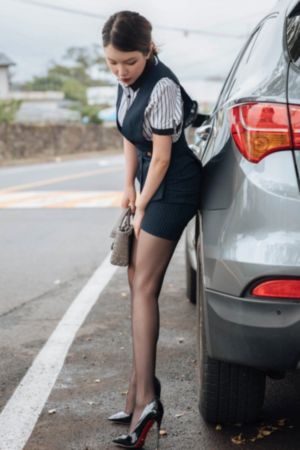 报告医妃王爷他有读心术免费观看