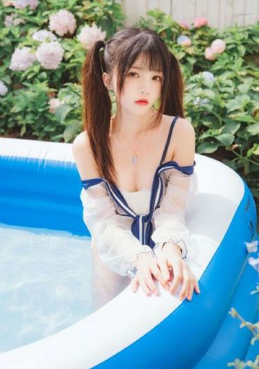 丰满的继母电影
