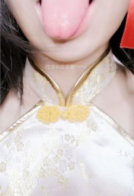 sm男虐女地下室调教