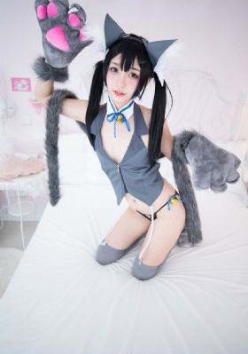 裙底有野兽